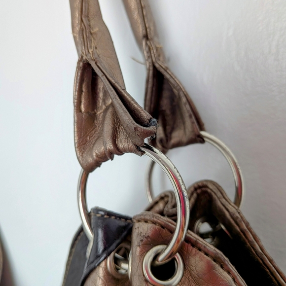 Vintage Lacoste Women’s Leather Striped Shoulder Bag - Picture 5 of 8